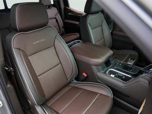 Used 2025 GMC Sierra 1500 Denali w/ Denali Reserve Package image 34