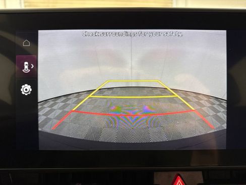 Used 2023 Kia Sportage EX image 15