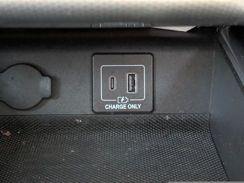 Used 2019 Nissan Pathfinder SL w/ SL Premium Package AWD/4WD image 25