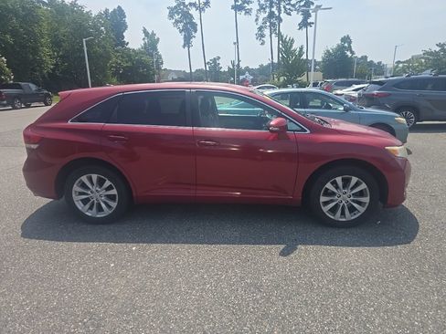 Used 2014 Toyota Venza LE AWD/4WD image 4