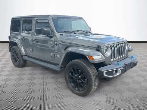 Certified 2023 Jeep Wrangler Unlimited Sahara AWD/4WD image 4