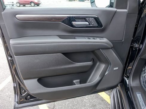 New 2026 Chevrolet Tahoe Premier image 13