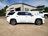 Used 2023 Chevrolet Traverse Premier image 5