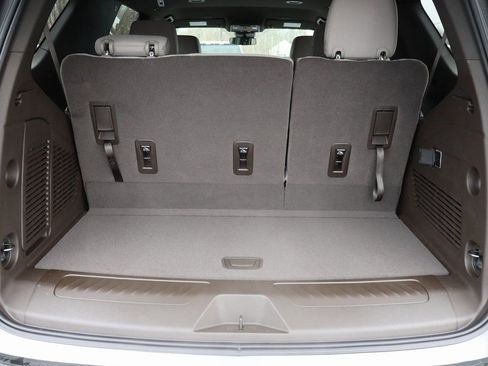 New 2026 Chevrolet Tahoe LS image 22