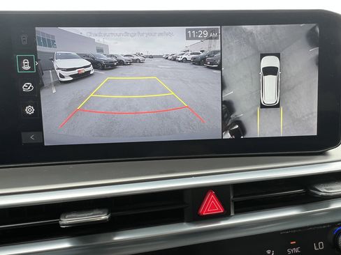 Certified 2024 Kia Sorento SX image 34