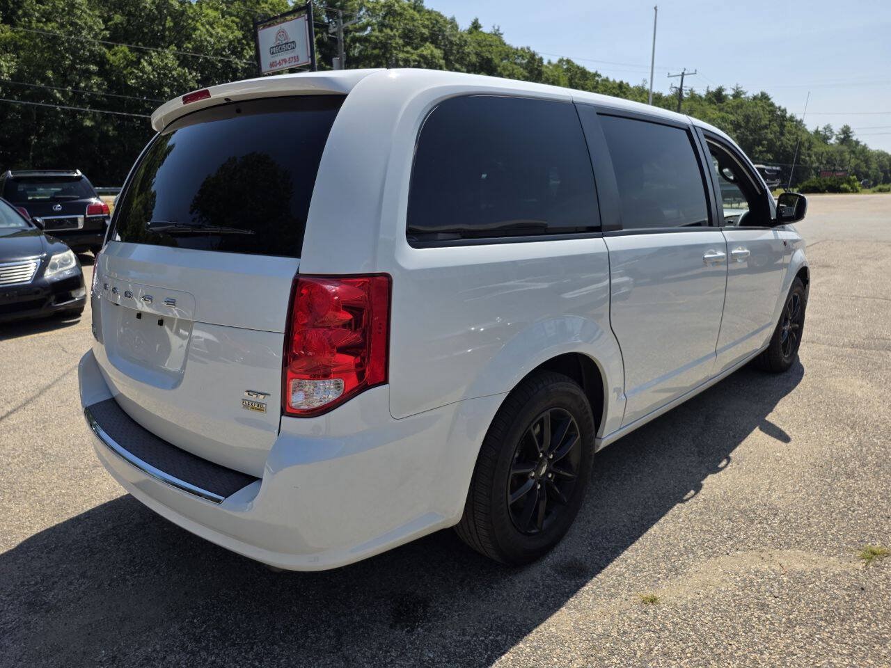 Used 2019 Dodge Grand Caravan GT FWD image 8