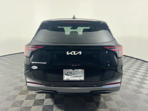 New 2026 Kia Sportage EX FWD image 4