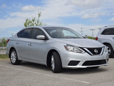 Used 2019 Nissan Sentra SV FWD image 12