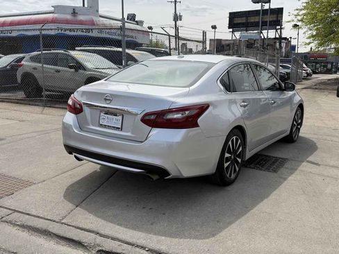 Used 2018 Nissan Altima 2.5 SL FWD image 5