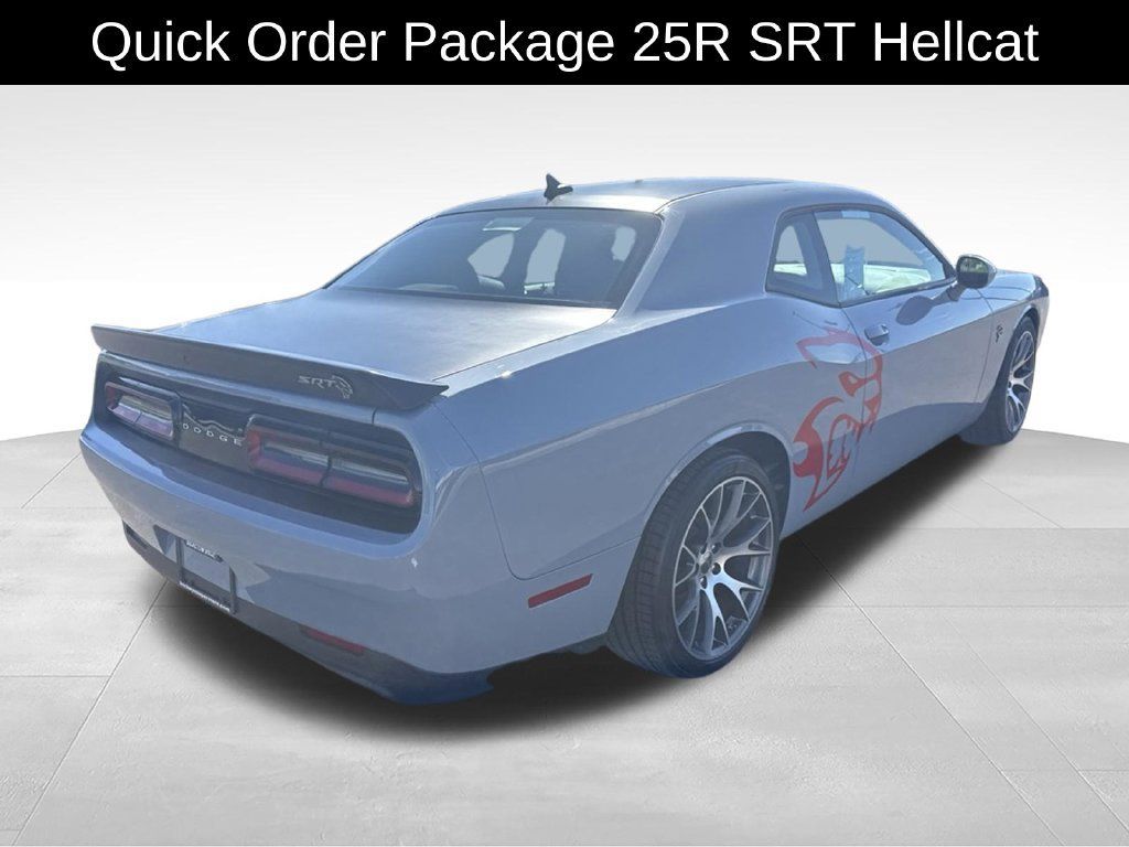 Used 2021 Dodge Challenger SRT Hellcat RWD image 3