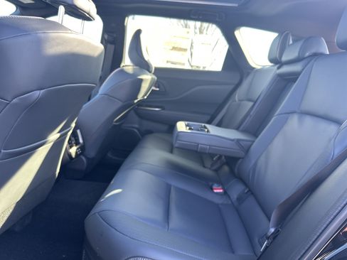 New 2025 Toyota Crown Signia image 32