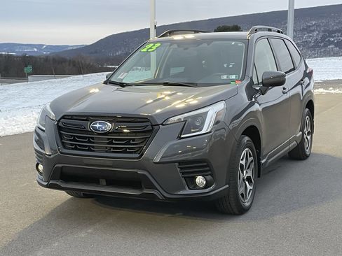 Certified 2023 Subaru Forester Premium image 8