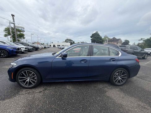Certified 2022 BMW 330i xDrive Sedan w/ Driving Assistance Package AWD/4WD image 5