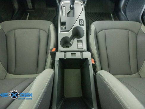 Used 2025 Subaru Crosstrek 2.5i Premium AWD/4WD image 29