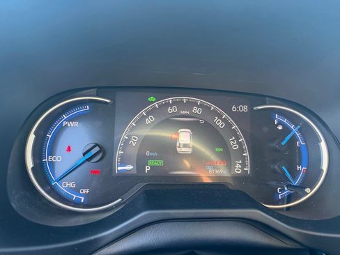 Used 2020 Toyota RAV4 XSE w/ XSE Grade Weather Package AWD/4WD image 8