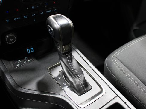 Used 2019 Ford Ranger XLT w/ Equipment Group 301A Mid image 17