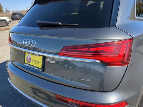 Used 2023 Audi Q5 2.0T Premium w/ Convenience Package image 22