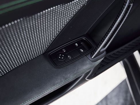 Used 2025 Porsche 911 GT3 RS w/ Weissach Package image 35