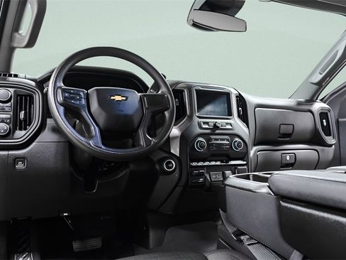 Used 2024 Chevrolet Silverado 1500 Custom image 26