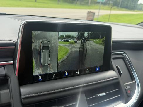 Used 2021 Chevrolet Suburban High Country AWD/4WD image 51