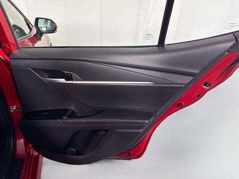 Used 2025 Toyota Camry LE image 28