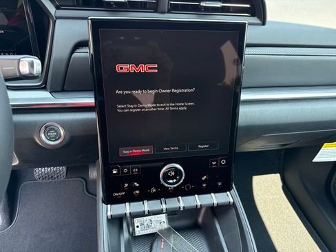 New 2027 GMC Terrain Elevation AWD/4WD image 17