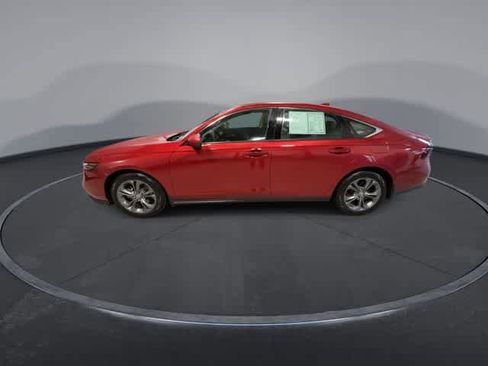 Used 2023 Honda Accord EX image 5