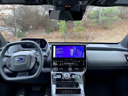 Used 2024 Subaru Solterra Touring image 22