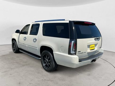 Used 2011 GMC Yukon XL Denali AWD/4WD image 7