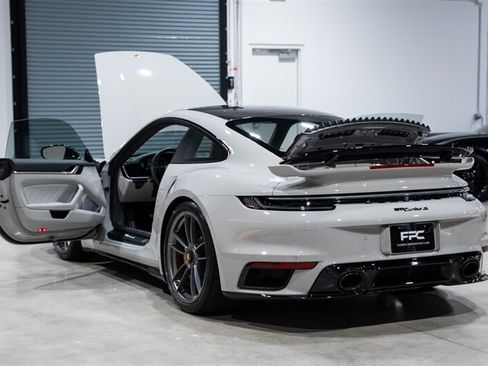 Used 2025 Porsche 911 Turbo S AWD/4WD image 35