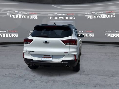 Used 2021 Chevrolet TrailBlazer RS w/ Sun and Liftgate Package AWD/4WD image 7