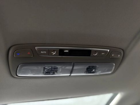 Used 2024 Kia Telluride EX image 32