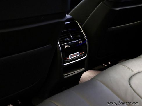 Used 2022 BMW X5 xDrive40i w/ Premium Package image 14