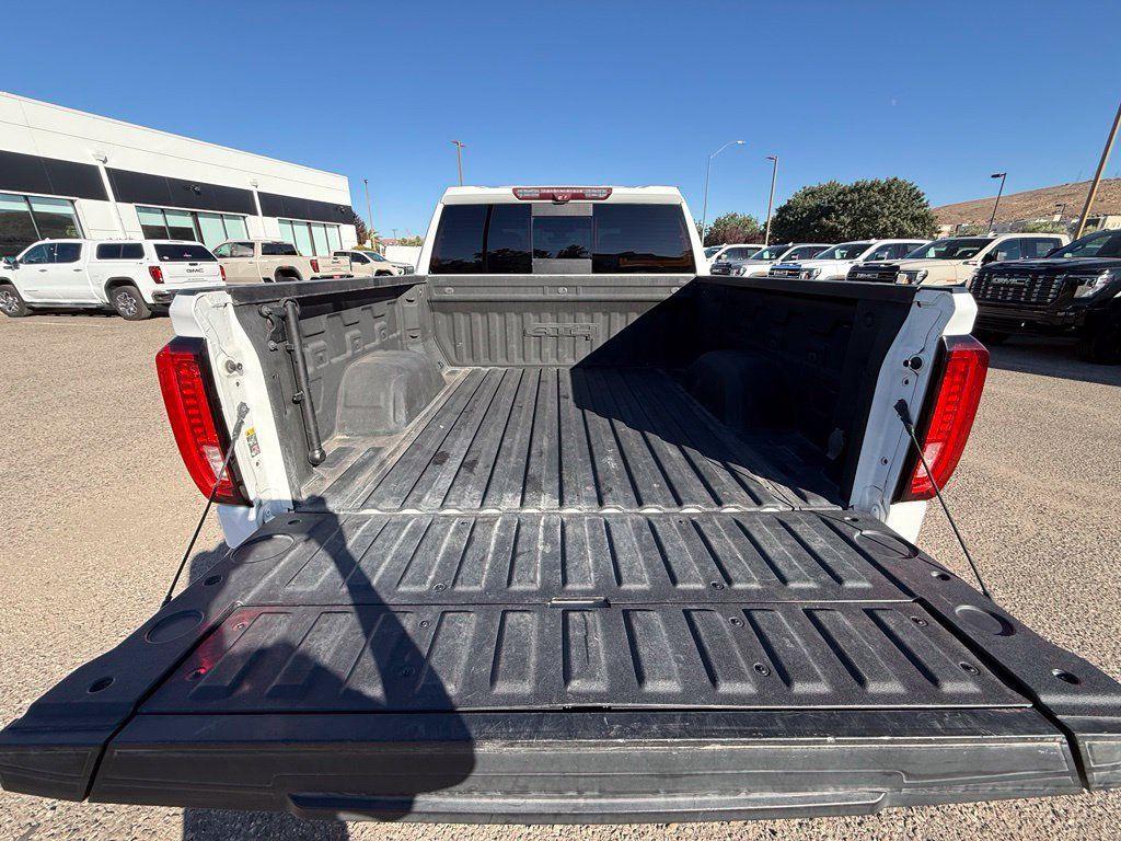 Used 2020 GMC Sierra 1500 AT4 w/ Off-Road Performance Package AWD/4WD image 24