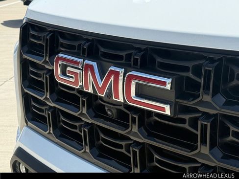 Used 2024 GMC Canyon Elevation w/ Convenience Package RWD image 31