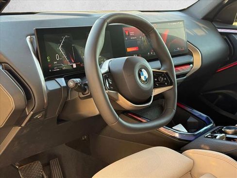 Used 2025 BMW X3 xDrive30i w/ Convenience Package image 10