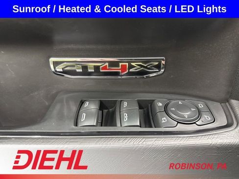 Used 2022 GMC Sierra 1500 AT4X image 27