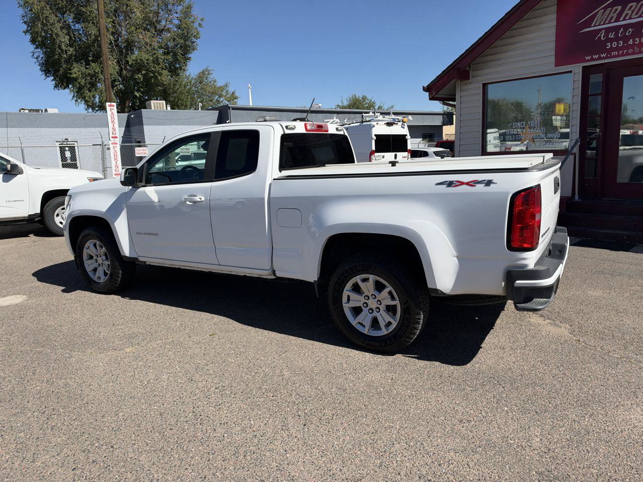Used 2022 Chevrolet Colorado LT w/ Fleet Safety Package AWD/4WD image 3