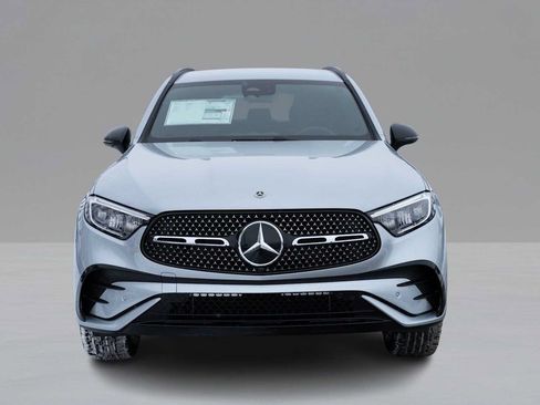 Used 2026 Mercedes-Benz GLC 300 4MATIC image 2