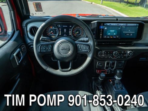 Used 2024 Jeep Wrangler Unlimited Sport AWD/4WD image 17