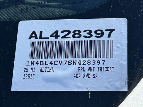 New 2025 Nissan Altima 2.5 SR w/ SR Premium Package image 21