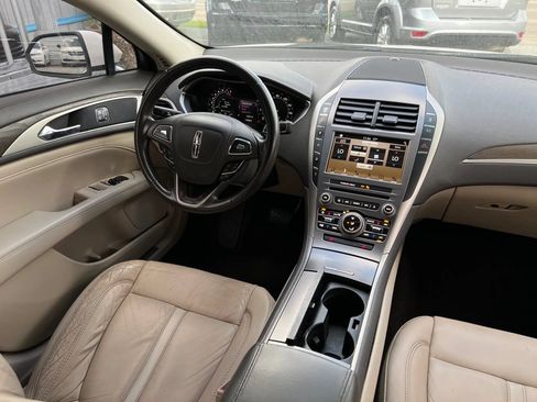 Used 2018 Lincoln MKZ Select w/ Select Plus Package FWD image 14