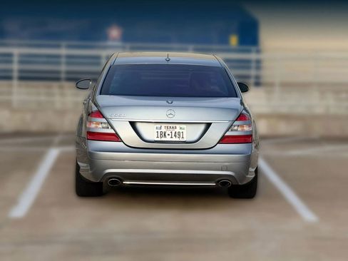 Used 2007 Mercedes-Benz S 550 image 3
