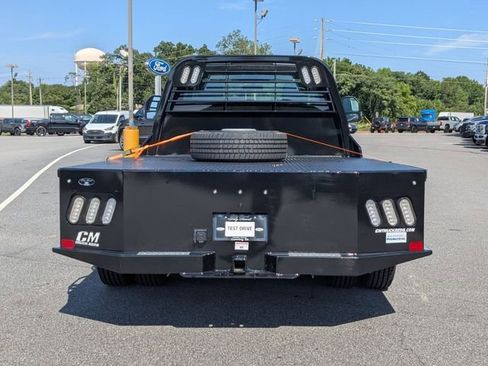 New 2025 Ford F350 XL w/ XL Chrome Package image 4