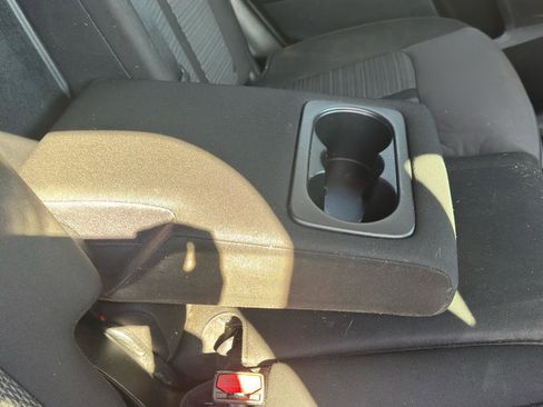 Used 2022 Kia Sorento LX FWD image 35