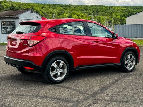 Used 2016 Honda HR-V LX image 3