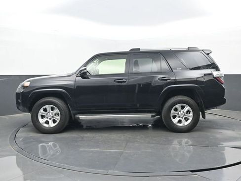 Used 2024 Toyota 4Runner SR5 Premium w/ Moonroof Package image 7