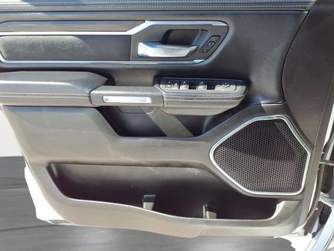 Used 2025 RAM 1500 Laramie AWD/4WD image 12