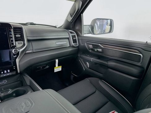 New 2026 RAM 1500 Laramie w/ Sport Appearance Package AWD/4WD image 31