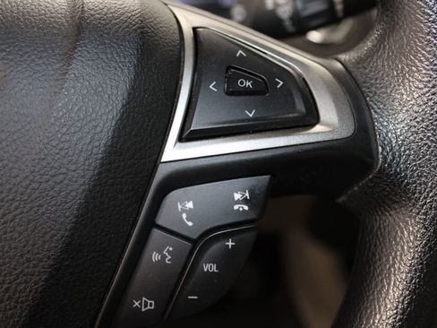 Used 2020 Ford Fusion SE FWD image 23